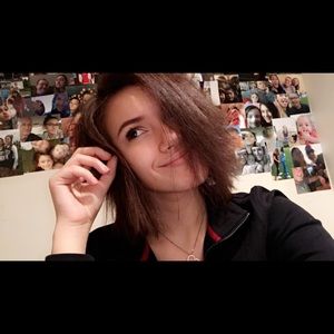 Meet your Posher, Emily